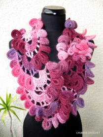 Lyubava crochet scarf pattern